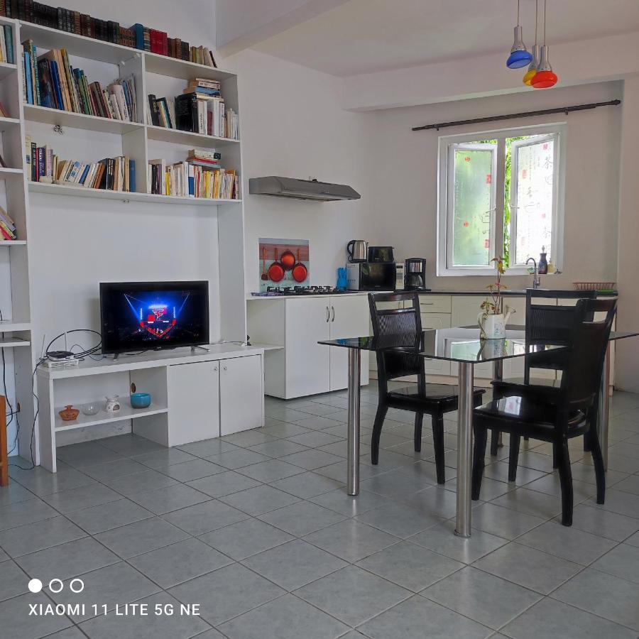 Grand Baie View Appart Dış mekan fotoğraf